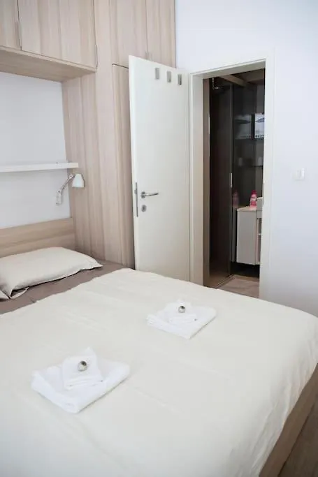 7Th Heaven In The Center Apartman